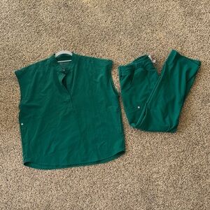 Green Figs Rafaela top and cargo scrub pants set